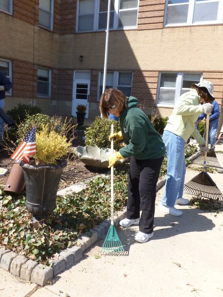 VA Garden March 2104 022